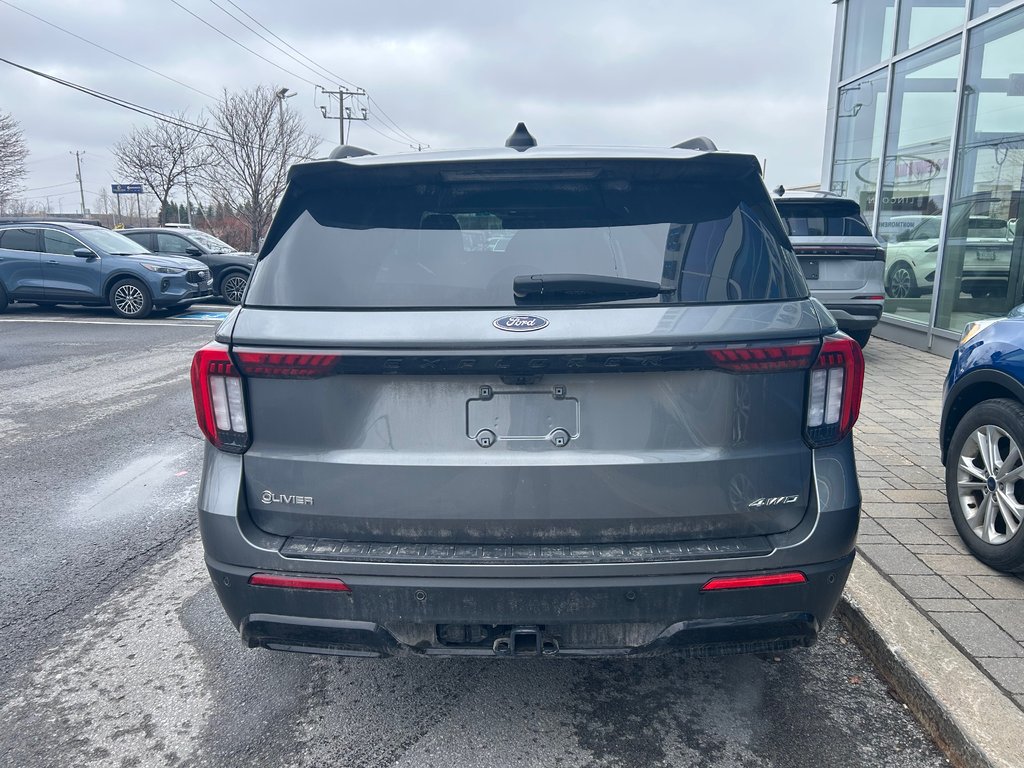 2025 Ford Explorer in Brossard, Quebec - 9 - w1024h768px