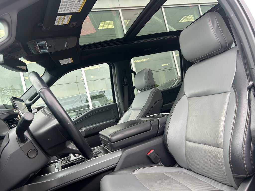 Ford F-150 Lightning  2022 à Brossard, Québec - 11 - w1024h768px