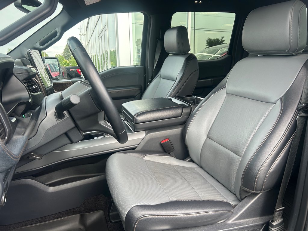 Ford F-150 Lightning  2022 à Brossard, Québec - 11 - w1024h768px