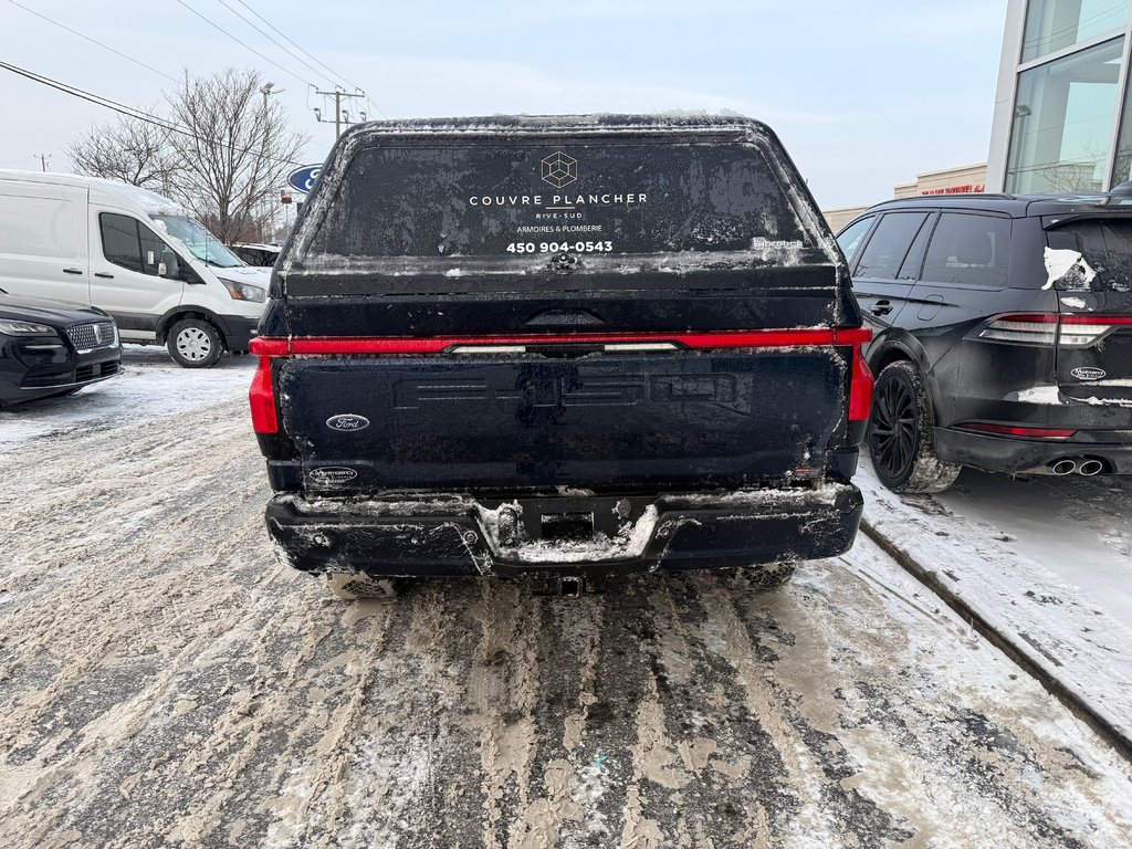 Ford F-150 Lightning  2023 à Brossard, Québec - 3 - w1024h768px