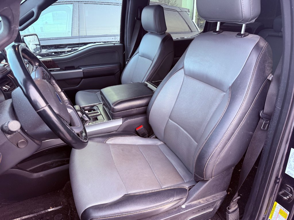 Ford F-150 Lightning  2023 à Brossard, Québec - 7 - w1024h768px