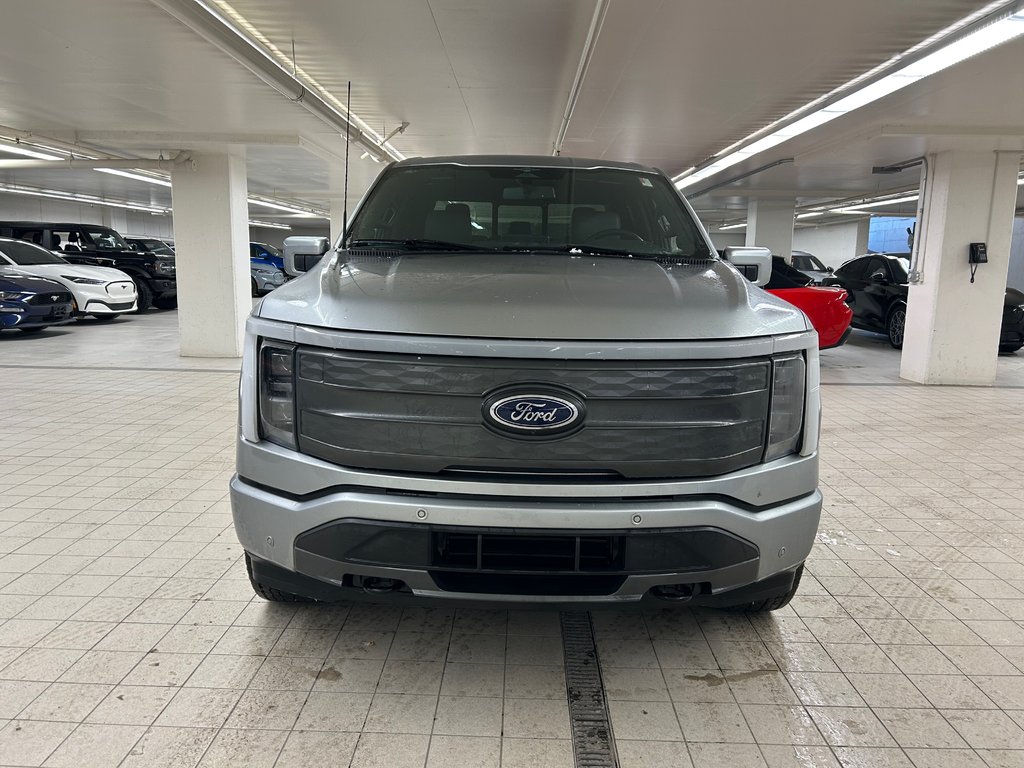 2023 Ford F-150 Lightning in Brossard, Quebec - 3 - w1024h768px