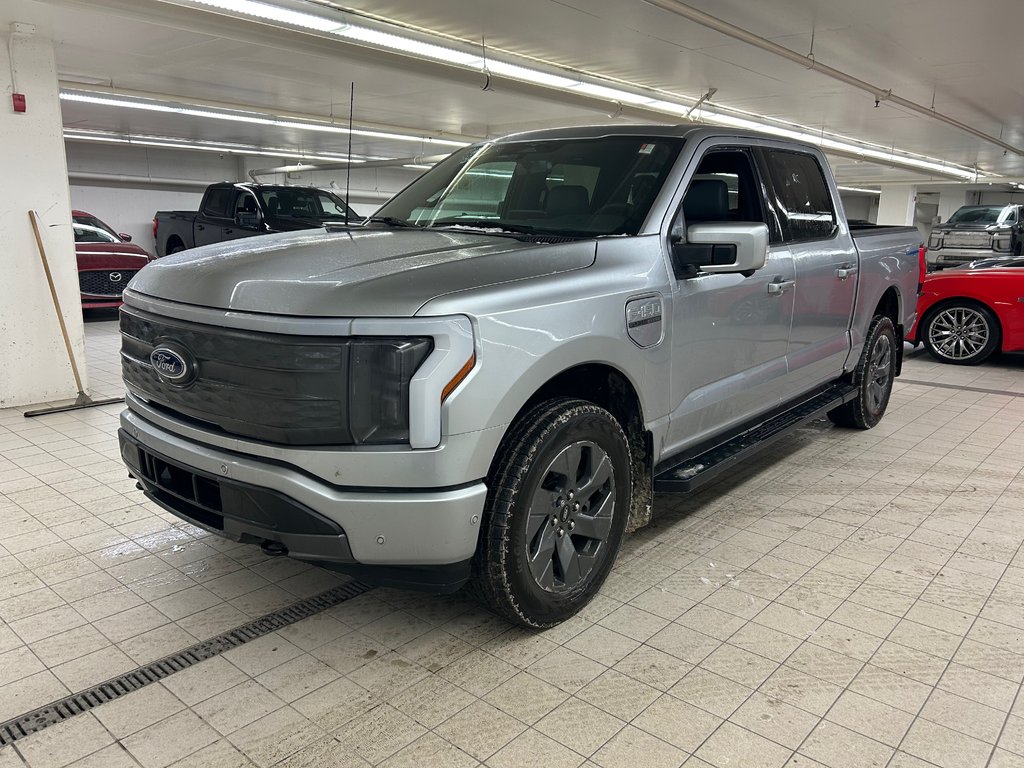 2023 Ford F-150 Lightning in Brossard, Quebec - 1 - w1024h768px