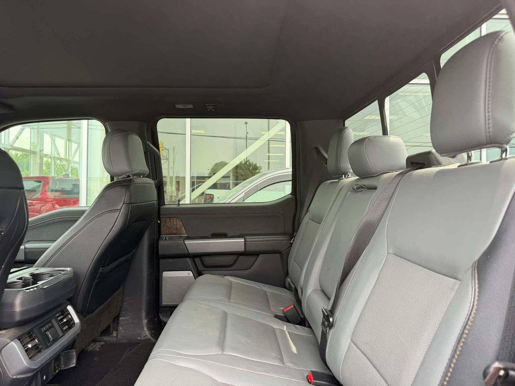 2023 Ford F-150 Lightning in Brossard, Quebec - 15 - w1024h768px