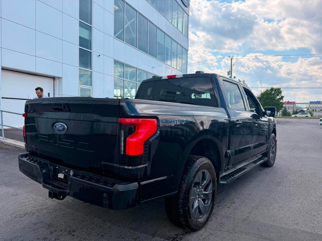 2023 Ford F-150 Lightning in Brossard, Quebec - 7 - w1024h768px