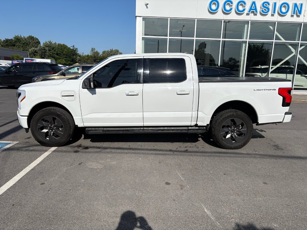 2023 Ford F-150 Lightning in Brossard, Quebec - 5 - w1024h768px