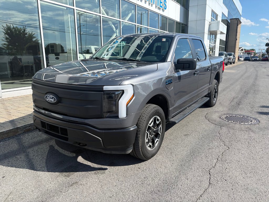 Ford F-150 Lightning  2024 à Brossard, Québec - 1 - w1024h768px