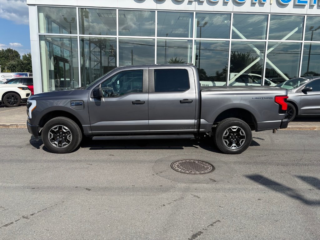 Ford F-150 Lightning  2024 à Brossard, Québec - 9 - w1024h768px