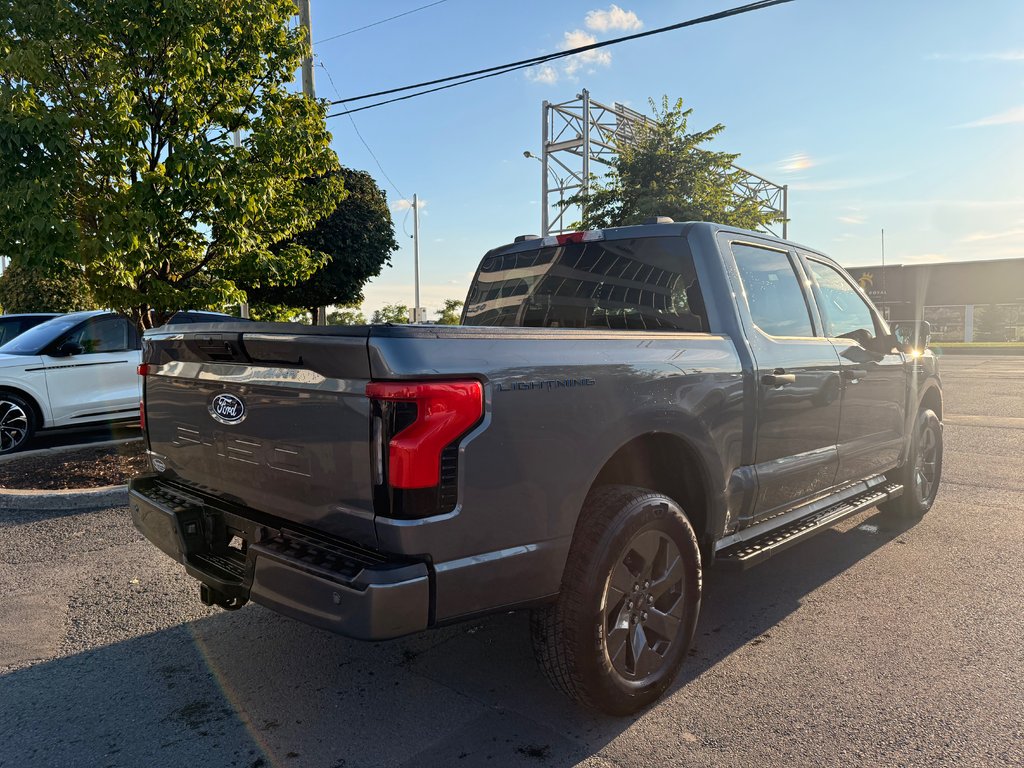 Ford F-150 Lightning XLT | 3.99% DISPO | MAX TOW | PROPOWER 9.6KW | 2024 à Brossard, Québec - 9 - w1024h768px