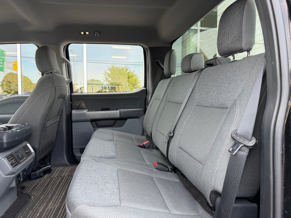 2024 Ford F-150 Lightning XLT | 4X4 | 3.99% DISPO | MAX TOW | 9.6KW | 360 | in Brossard, Quebec - 17 - w1024h768px