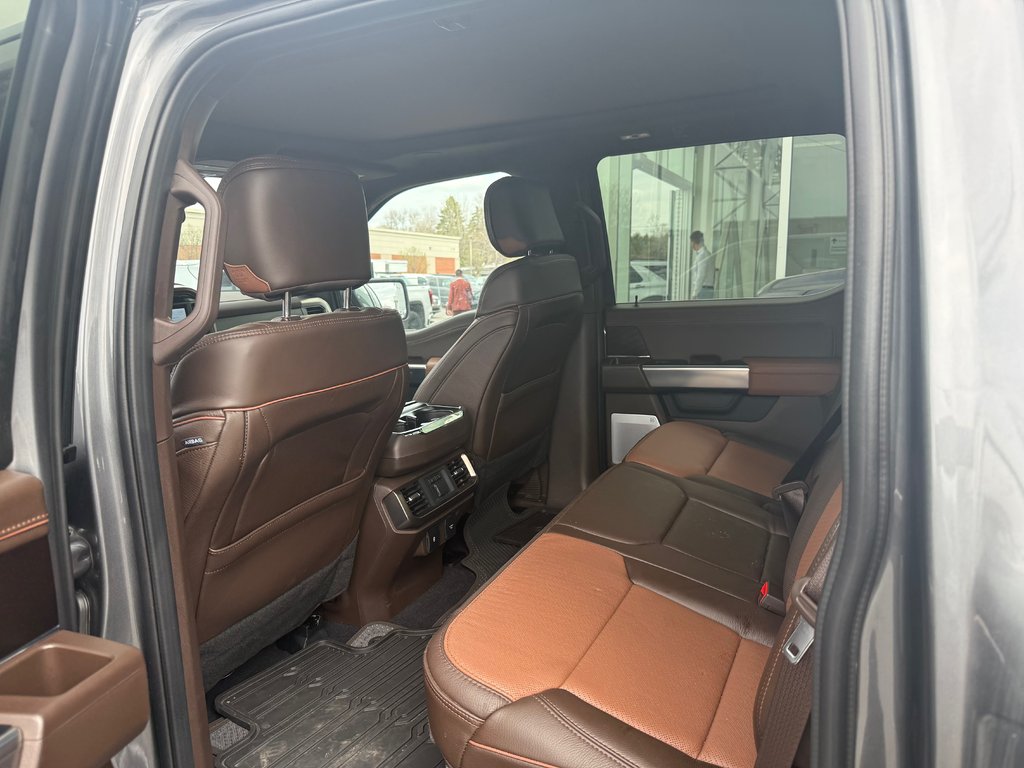 Ford F-150 King Ranch | 601A | SPÉCIAL DÉMO 4.49% |3.5 HYBRID 2025 à Brossard, Québec - 11 - w1024h768px