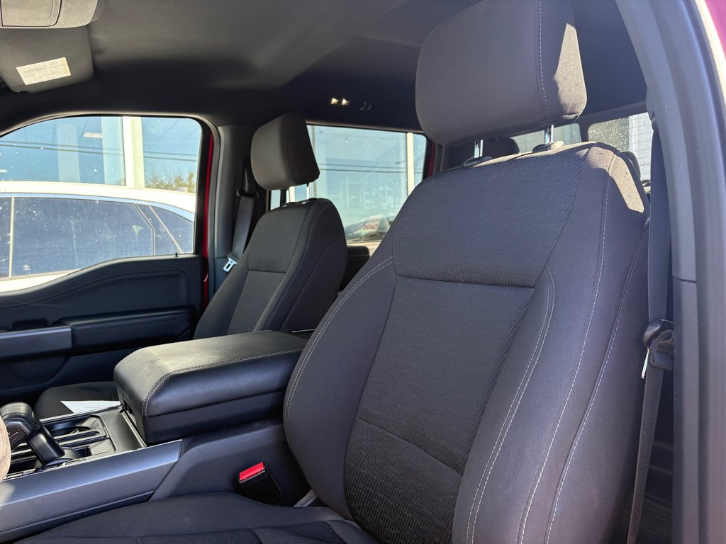 2025 Ford F-150 XLT | 302A | 3.99% DISPO|  BLACK PACK | BOITE 6.5 in Brossard, Quebec - 15 - w1024h768px