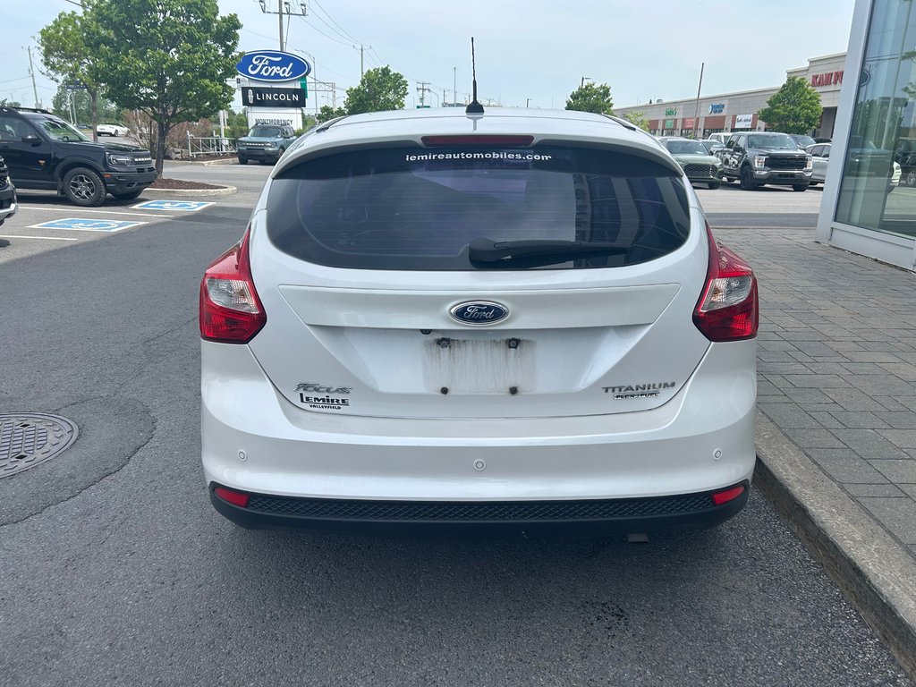 2013 Ford Focus in Brossard, Quebec - 9 - w1024h768px