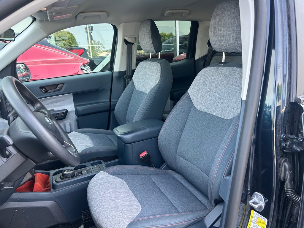 2022 Ford Maverick in Brossard, Quebec - 11 - w1024h768px