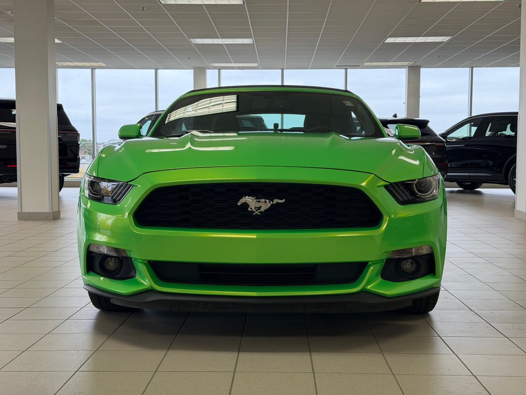 Ford Mustang convertible  2017 à Brossard, Québec - 5 - w1024h768px