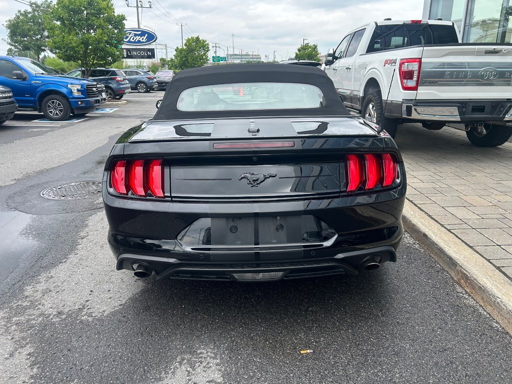 Ford Mustang convertible  2018 à Brossard, Québec - 9 - w1024h768px