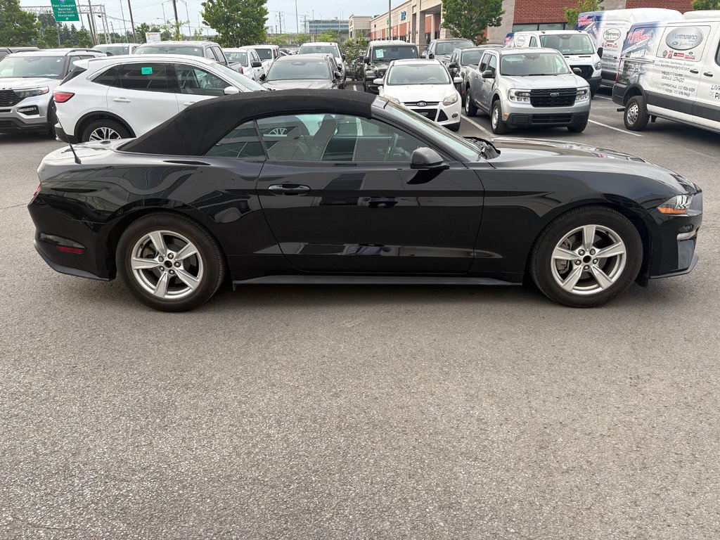 Ford Mustang convertible  2022 à Brossard, Québec - 15 - w1024h768px