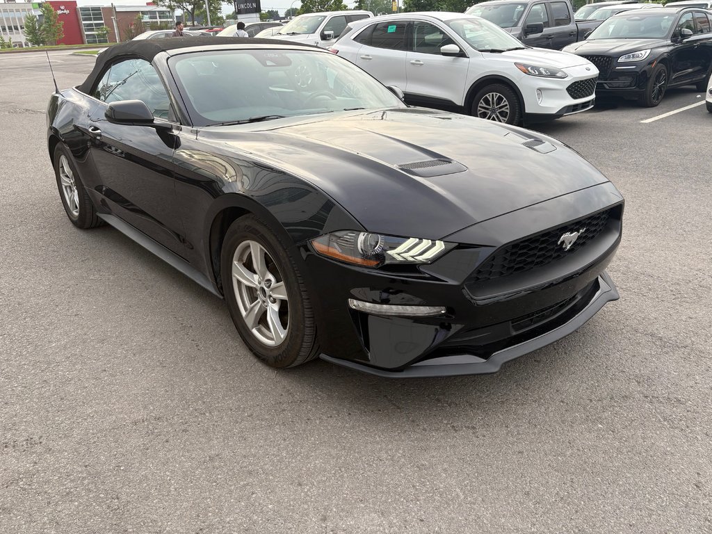 Ford Mustang convertible  2022 à Brossard, Québec - 7 - w1024h768px