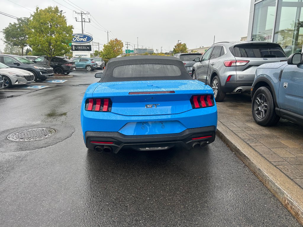 Ford Mustang convertible  2025 à Brossard, Québec - 9 - w1024h768px