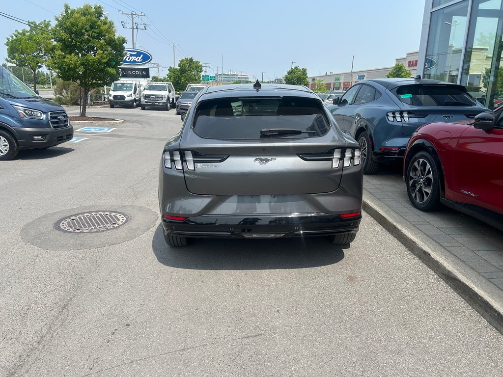 2021 Ford Mustang Mach-E in Brossard, Quebec - 9 - w1024h768px