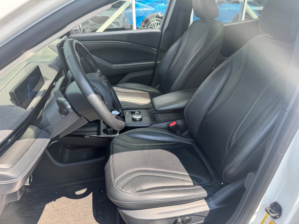 Ford Mustang Mach-E Premium AWD | EXTENDED BATTERY 435 KM | TOIT PANO 2021 à Brossard, Québec - 11 - w1024h768px