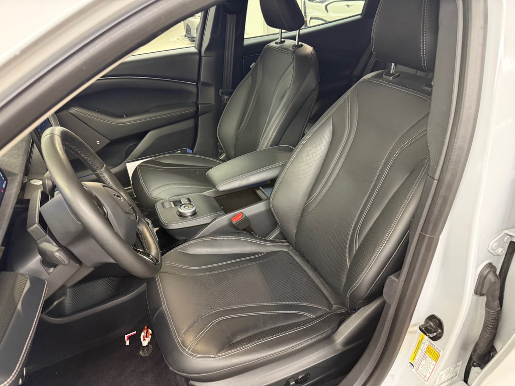 2021 Ford Mustang Mach-E in Brossard, Quebec - 11 - w1024h768px