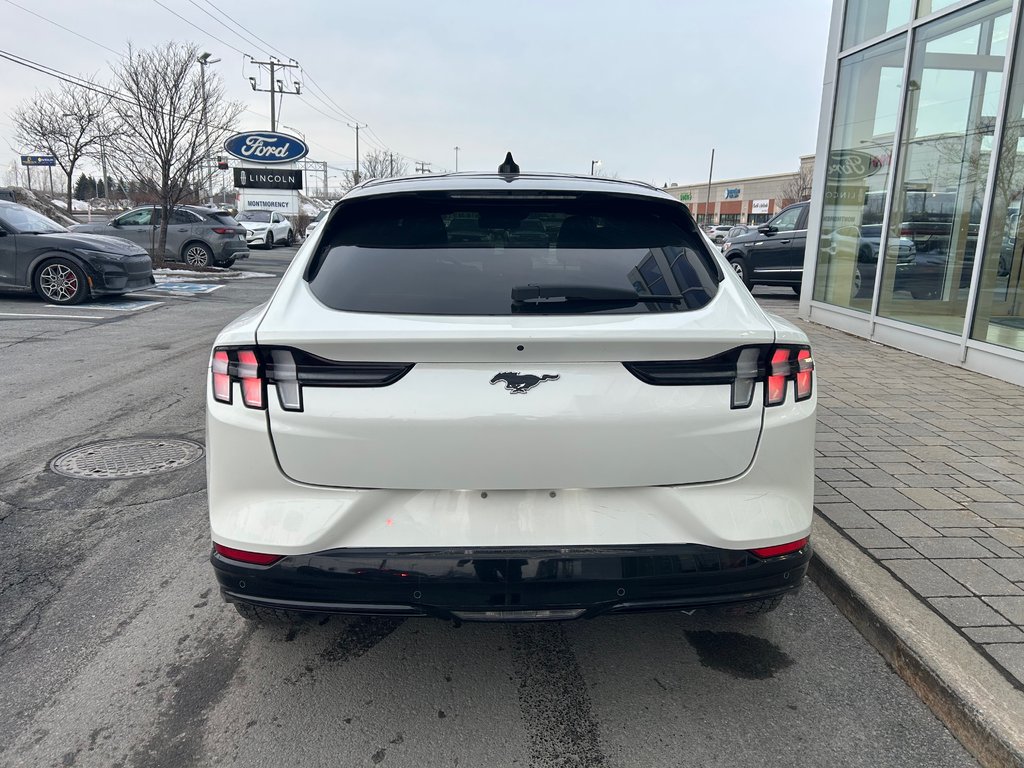 2021 Ford Mustang Mach-E Premium | AWD | LONG RANGE | TOIT PANO | in Brossard, Quebec - 9 - w1024h768px