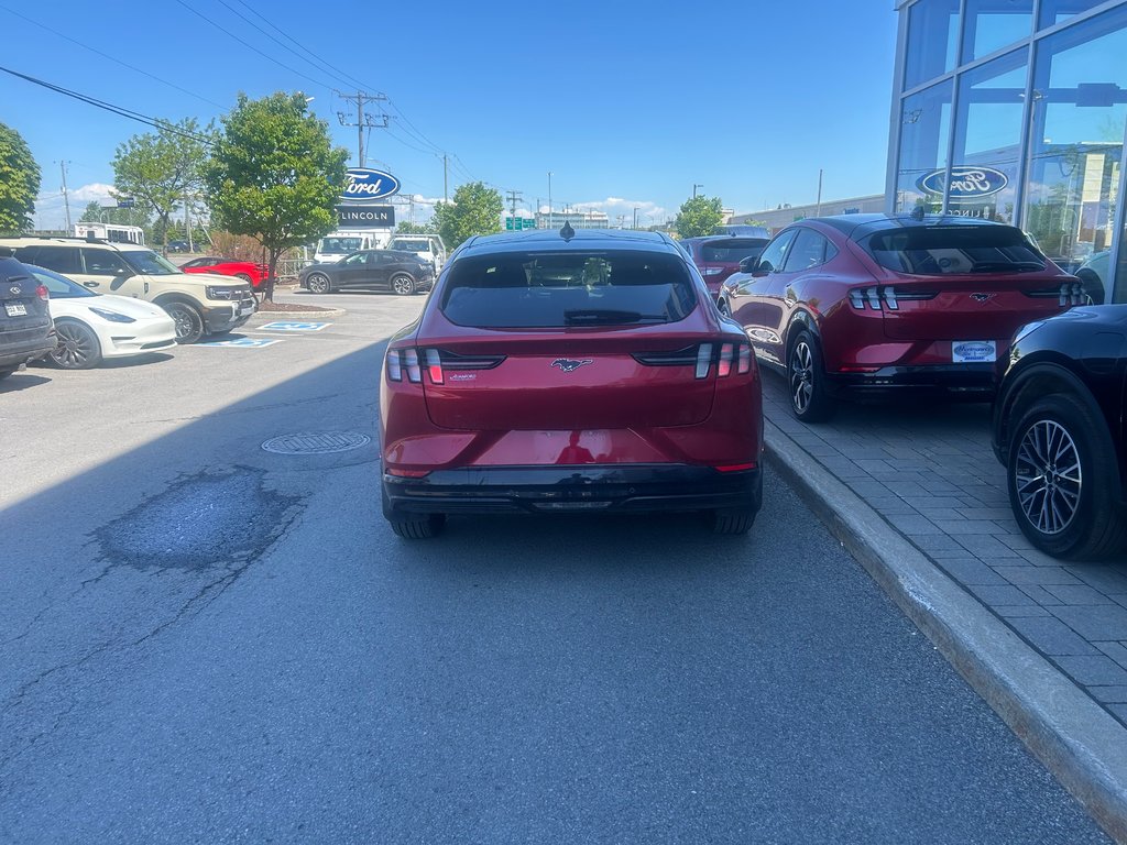 2022 Ford Mustang Mach-E in Brossard, Quebec - 9 - w1024h768px