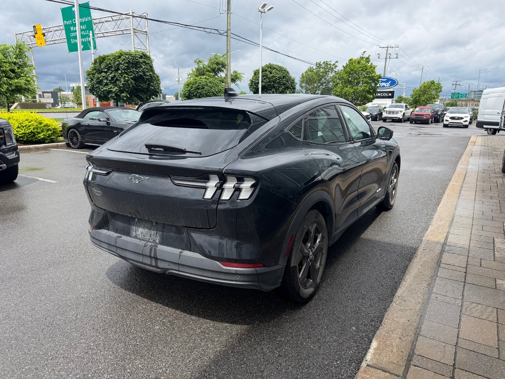 Ford Mustang Mach-E  2022 à Brossard, Québec - 9 - w1024h768px