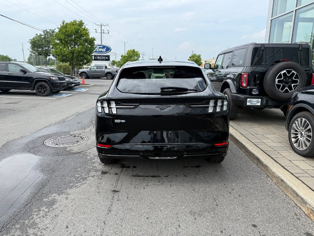 Ford Mustang Mach-E  2023 à Brossard, Québec - 7 - w1024h768px