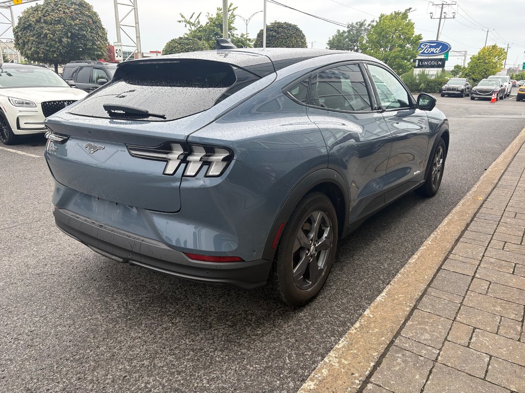 Ford Mustang Mach-E  2023 à Brossard, Québec - 9 - w1024h768px