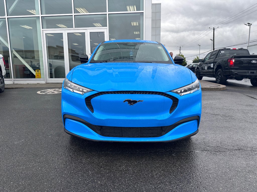 2023 Ford Mustang Mach-E in Brossard, Quebec - 3 - w1024h768px