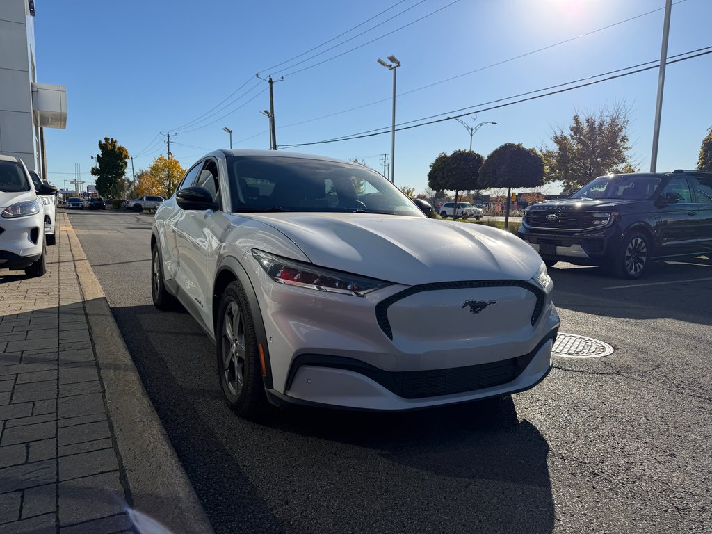 2023 Ford Mustang Mach-E Select | AWD| 370KM RANGE |ENS COMFORT | CARPLAY | in Brossard, Quebec - 7 - w1024h768px