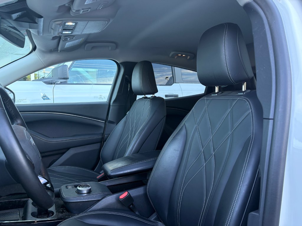 Ford Mustang Mach-E Select | 370KM AUTONOMIE | ENS COMFORT | CARPLAY | 2024 à Brossard, Québec - 11 - w1024h768px