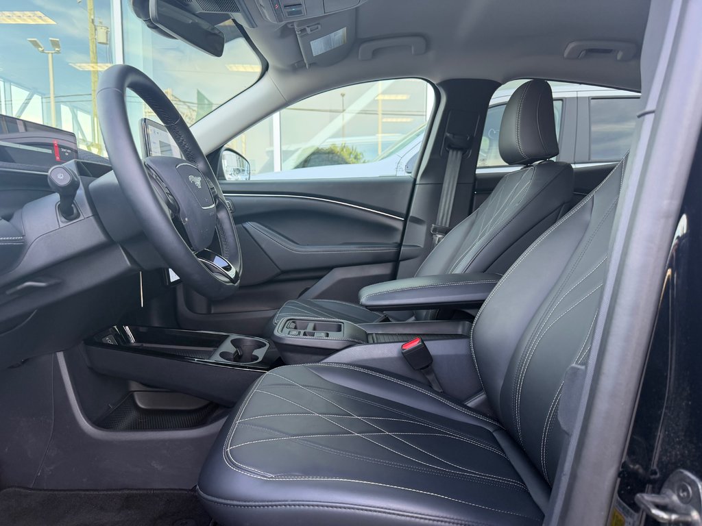 Ford Mustang Mach-E Select | AWD | 380KM AUTONOMIE | ENS COMFORT | 2025 à Brossard, Québec - 11 - w1024h768px