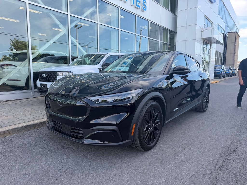 Ford Mustang Mach-E Select | AWD | 380KM AUTONOMIE | ENS COMFORT | 2025 à Brossard, Québec - 1 - w1024h768px