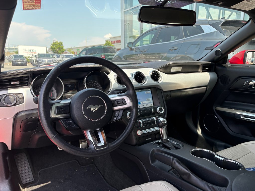 2017 Ford Mustang in Brossard, Quebec - 11 - w1024h768px