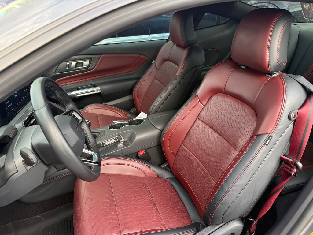 2024 Ford Mustang in Brossard, Quebec - 11 - w1024h768px