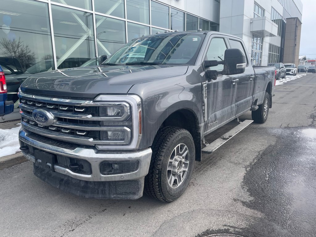 Ford Super Duty F-250 SRW LARIAT | 4X4 | V8 6.7L POWERSTROKE | CAMERA 360 2025 à Brossard, Québec - 1 - w1024h768px