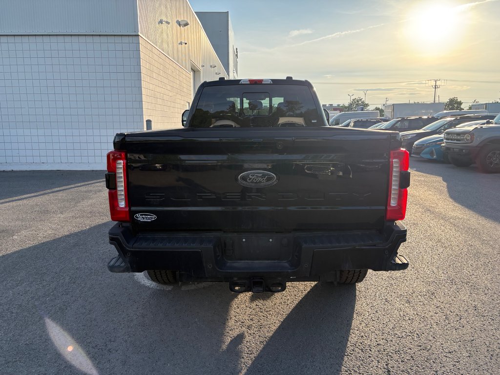 Ford Super Duty F-250 SRW  2026 à Brossard, Québec - 9 - w1024h768px