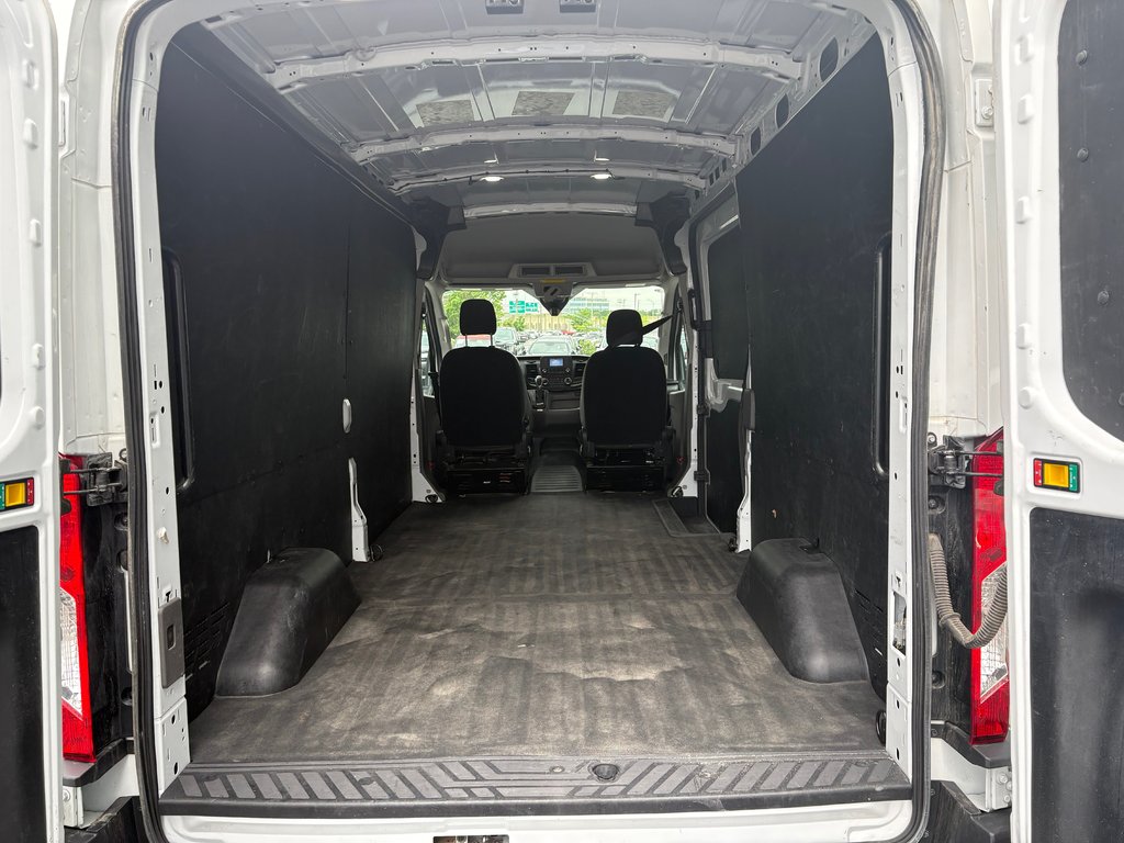 2024 Ford Transit Cargo Van in Brossard, Quebec - 11 - w1024h768px