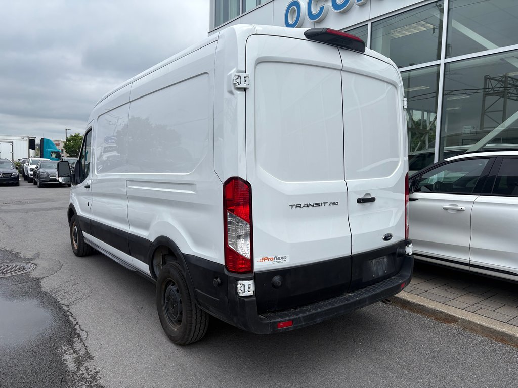 2024 Ford Transit Cargo Van in Brossard, Quebec - 7 - w1024h768px
