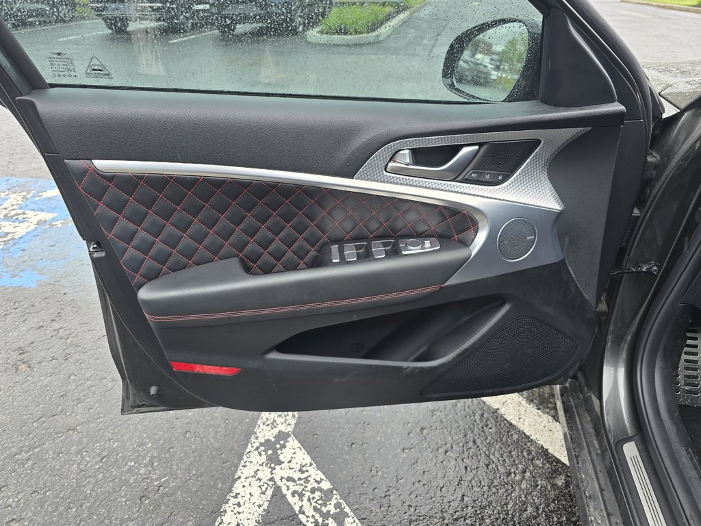2022 GENESIS G70 3.3T SPORT 365 HP HEAD UP DISP CAM360 CUIR NAPPA in Montréal, Quebec - 13 - w1024h768px