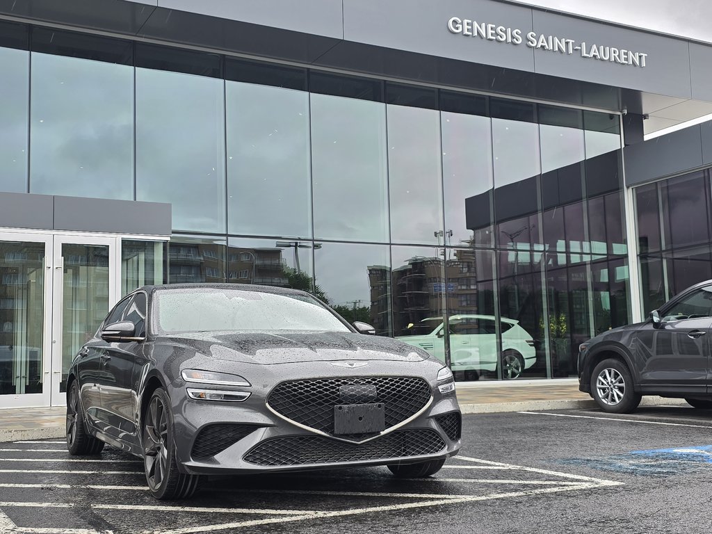 2022 GENESIS G70 3.3T SPORT 365 HP HEAD UP DISP CAM360 CUIR NAPPA in Montréal, Quebec - 10 - w1024h768px
