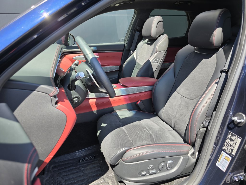 GENESIS GV70 2.5T PRESTIGE AWD CAM 360 SIEGE MASSAGE TOIT PANO 2022 à Montréal, Québec - 6 - w1024h768px
