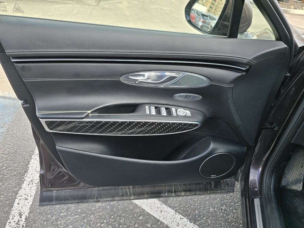 2023 GENESIS GV70 3.5T SPORT PLUS 375HP  HEAD-UP CAM360 CUIR NAPPA in Montréal, Quebec - 12 - w1024h768px