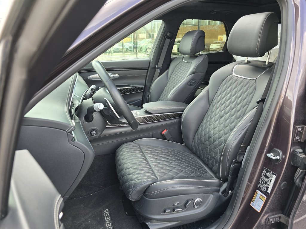 2023 GENESIS GV70 3.5T SPORT PLUS 375HP  HEAD-UP CAM360 CUIR NAPPA in Montréal, Quebec - 7 - w1024h768px