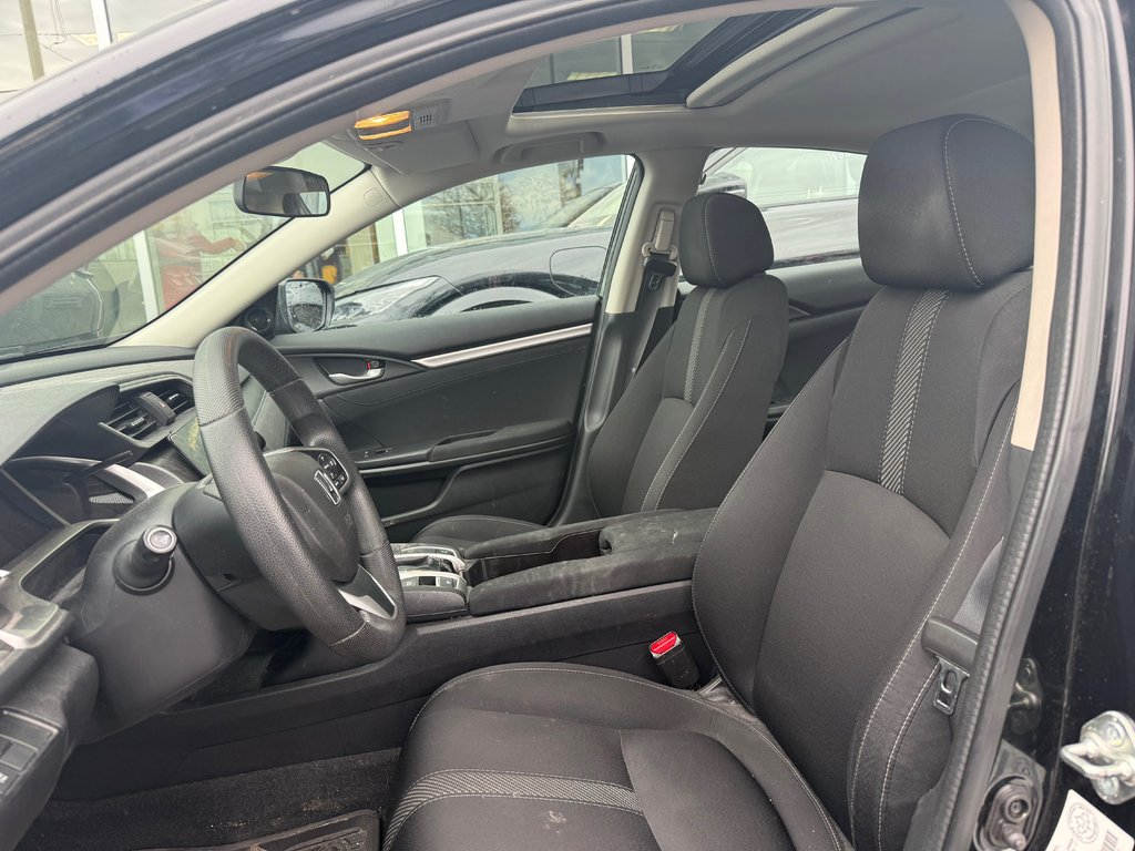 2017 Honda Civic Sedan in Brossard, Quebec - 11 - w1024h768px