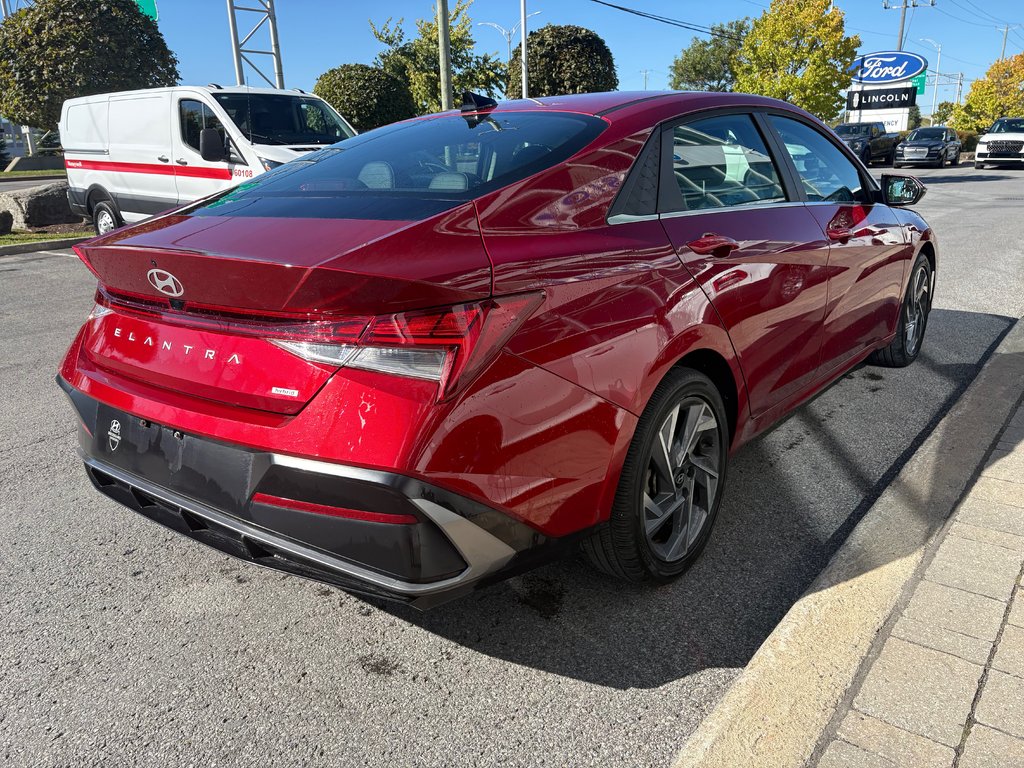 Hyundai Elantra Hybrid  2026 à Brossard, Québec - 11 - w1024h768px