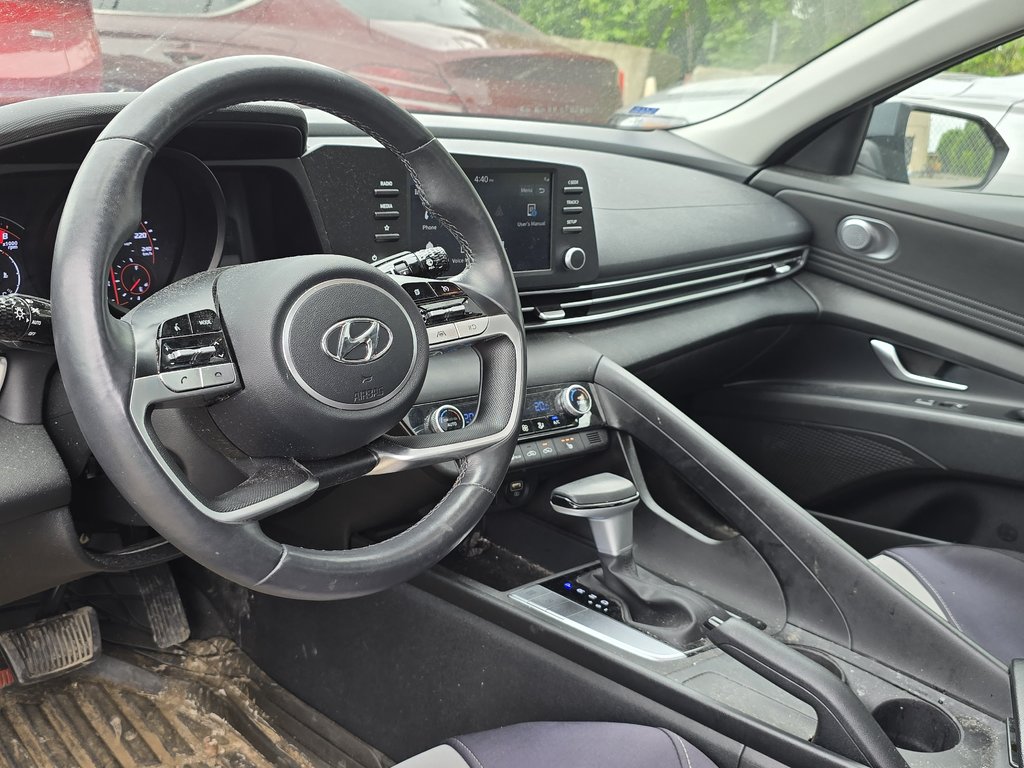Hyundai Elantra PREFERRED SUN&TECH TOIT OUVRANT CAMERA CARPLAY MAG 2022 à Montréal, Québec - 5 - w1024h768px